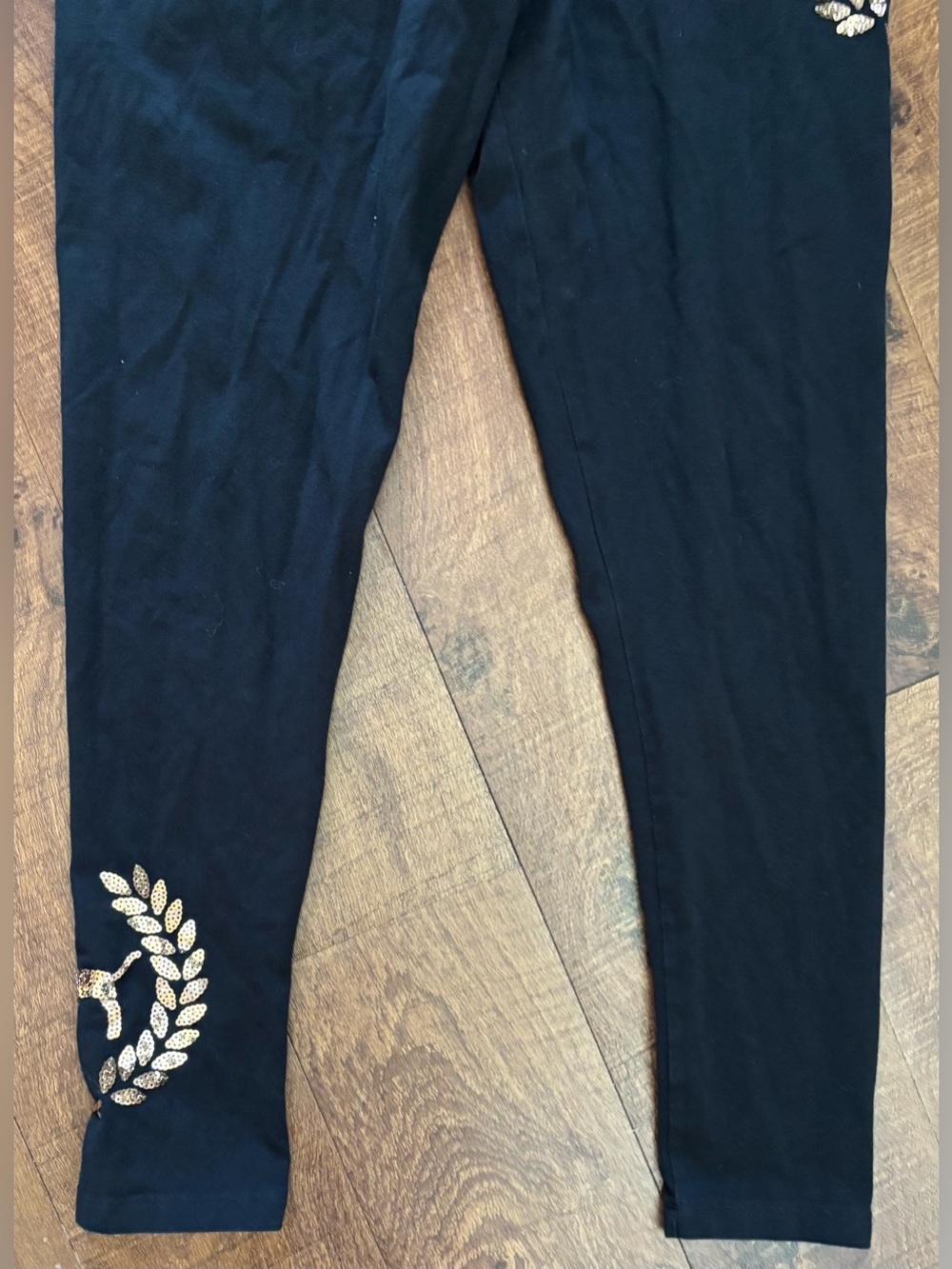 PINK Victoria’s Secret bling yoga leggings
Size large gold sequin black - Picture 4 of 8